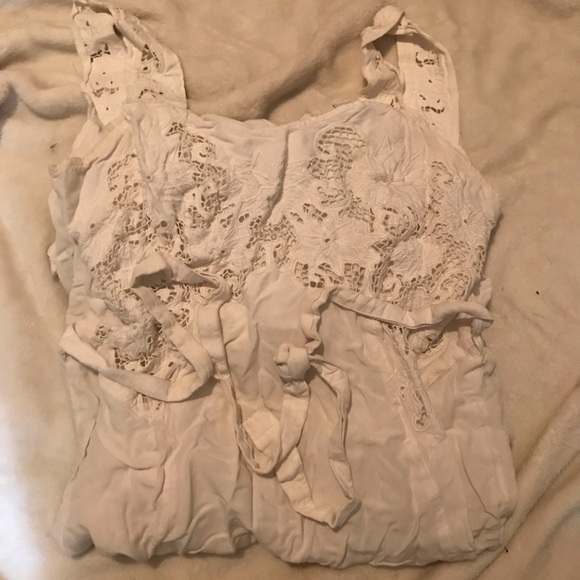 Women’s White Lace Dress With Waist Tie - Picture 3 of 11